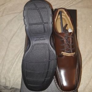 Men's casual shoes